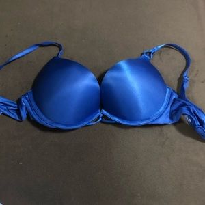 Victoria’s secret miraculous plunge push up bra